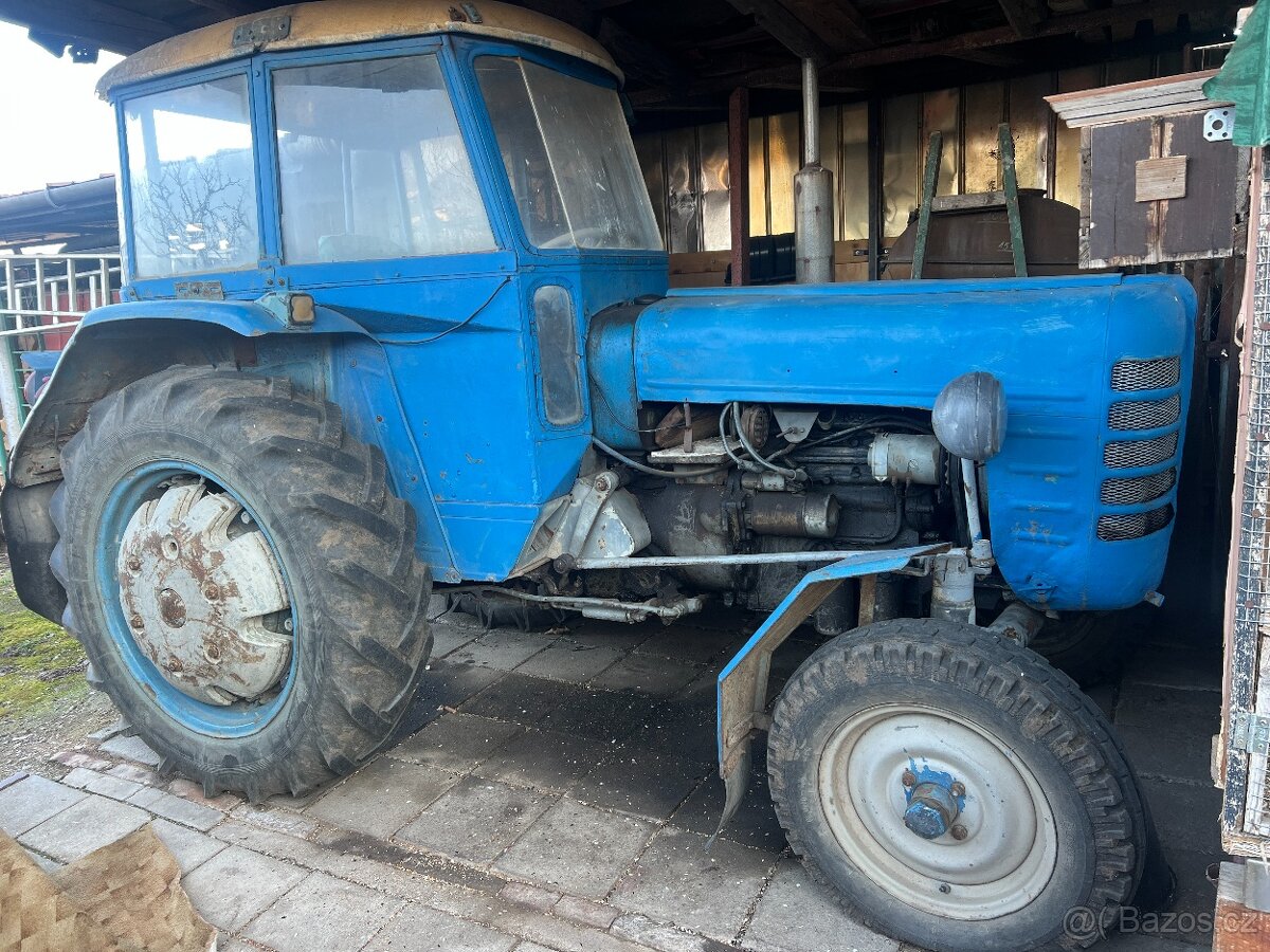 TRAKTOR MAJOR ZETOR 30 - 3