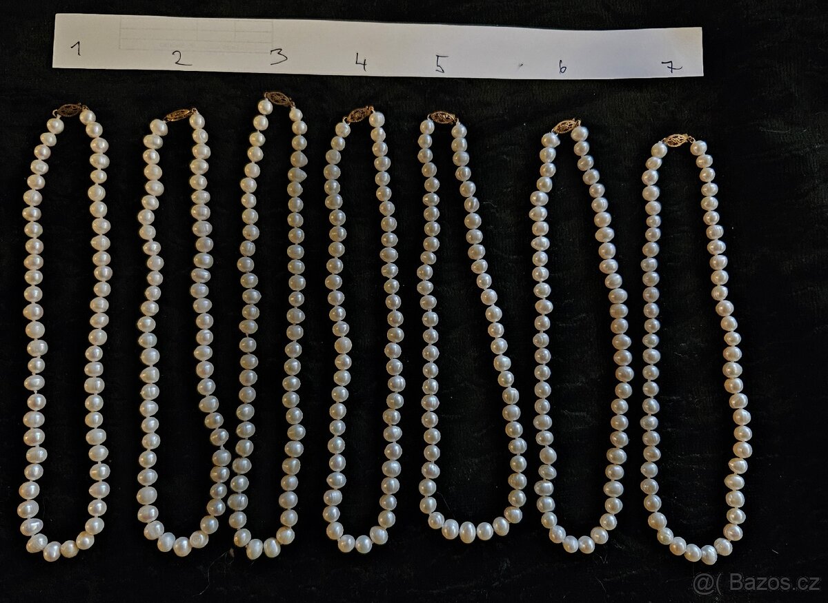 Perlové náhrdelníky značené 14/20 - 3