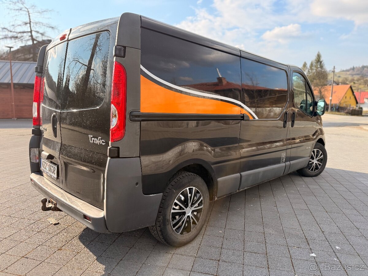 Renault Trafic 2,5dci Long - 3