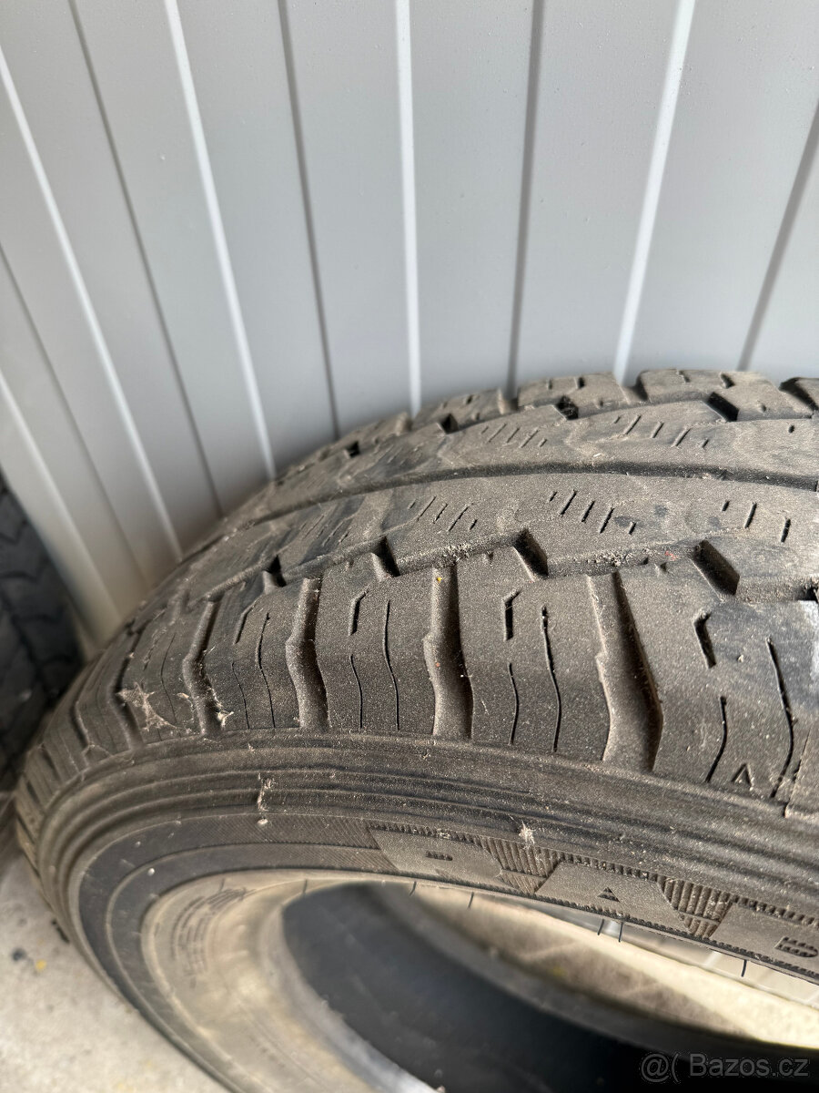 Pneu hankook RADIAL RA10 - 3