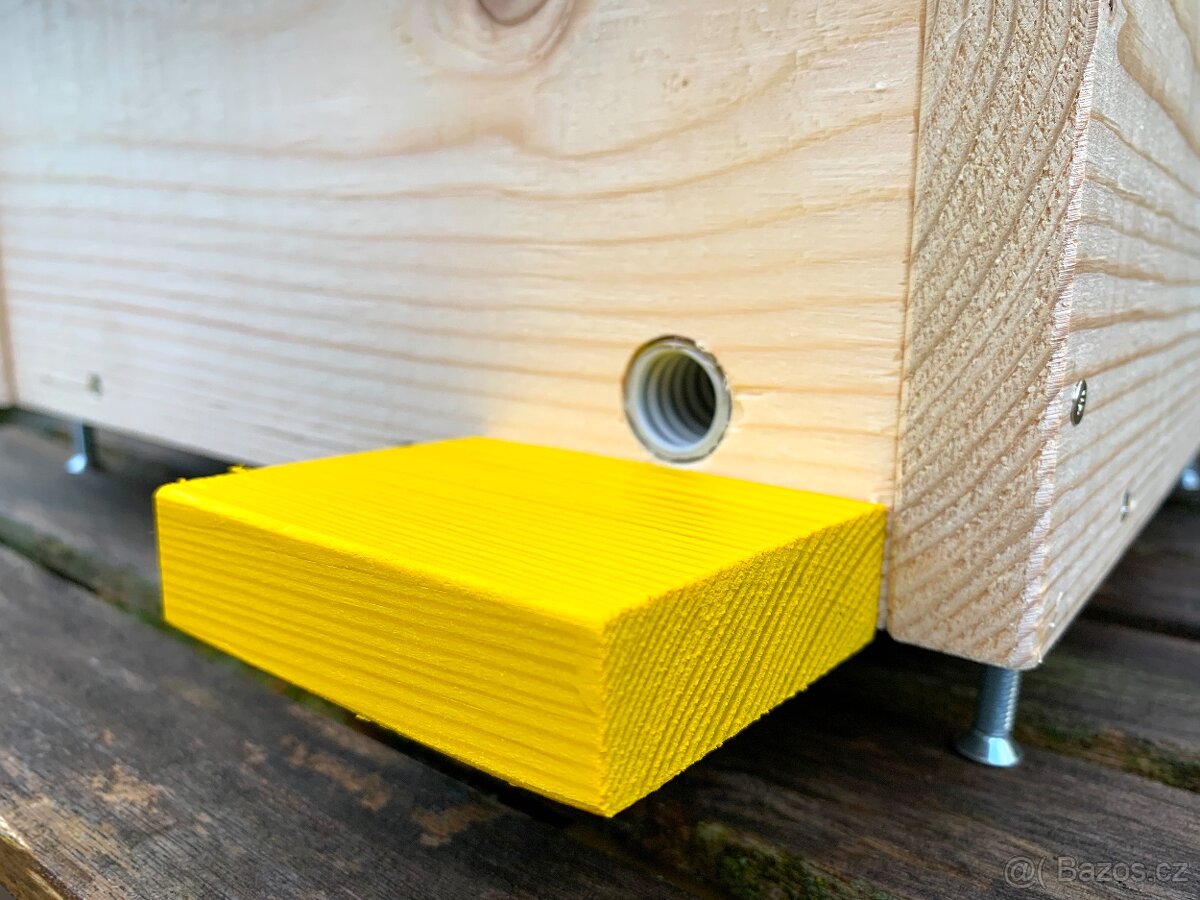 Čmelín - domek pro čmeláky - 3