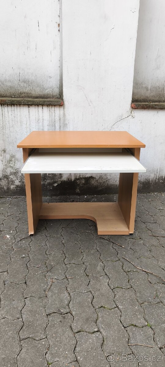 Starší používaný psací stůl - 3