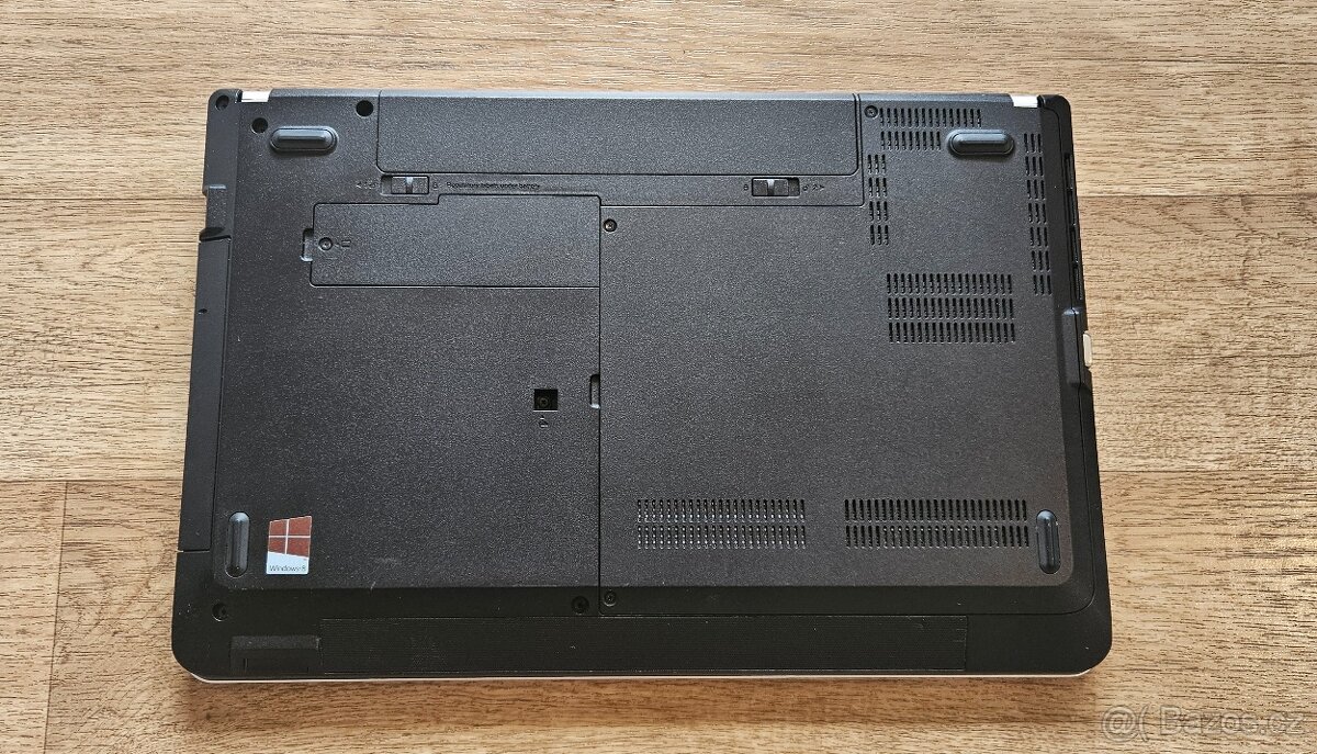 Lenovo Thinkpad E531 () - 3