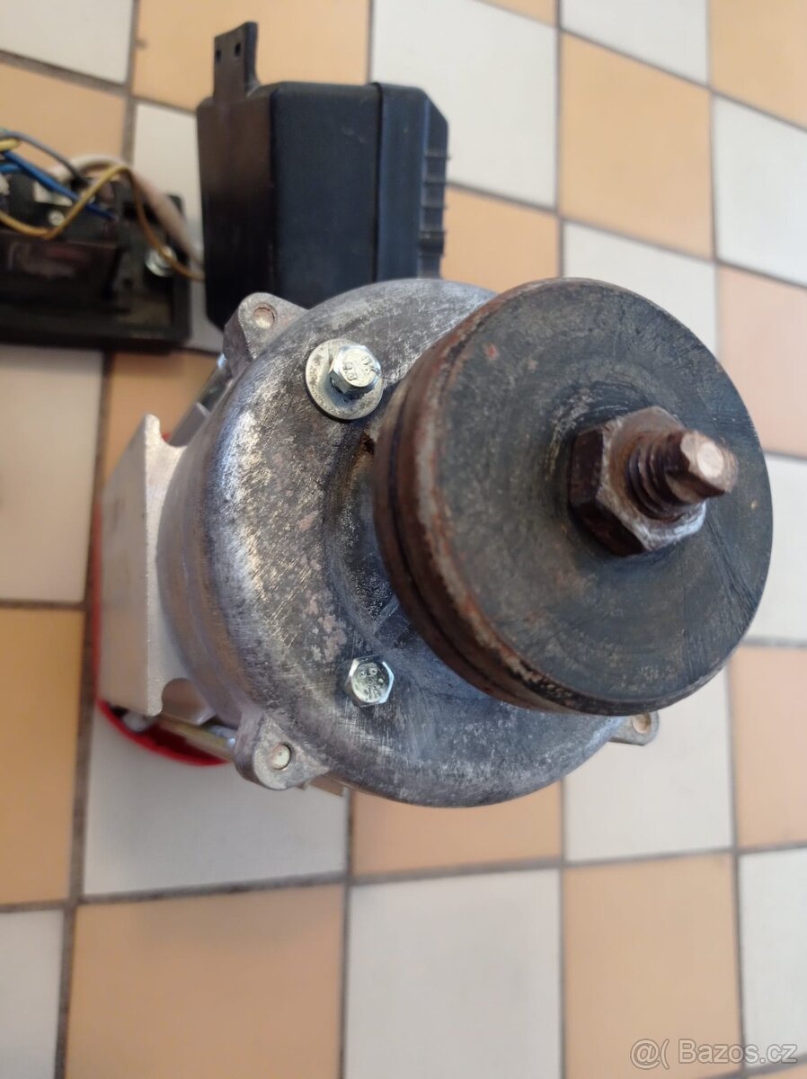Motor. - 3
