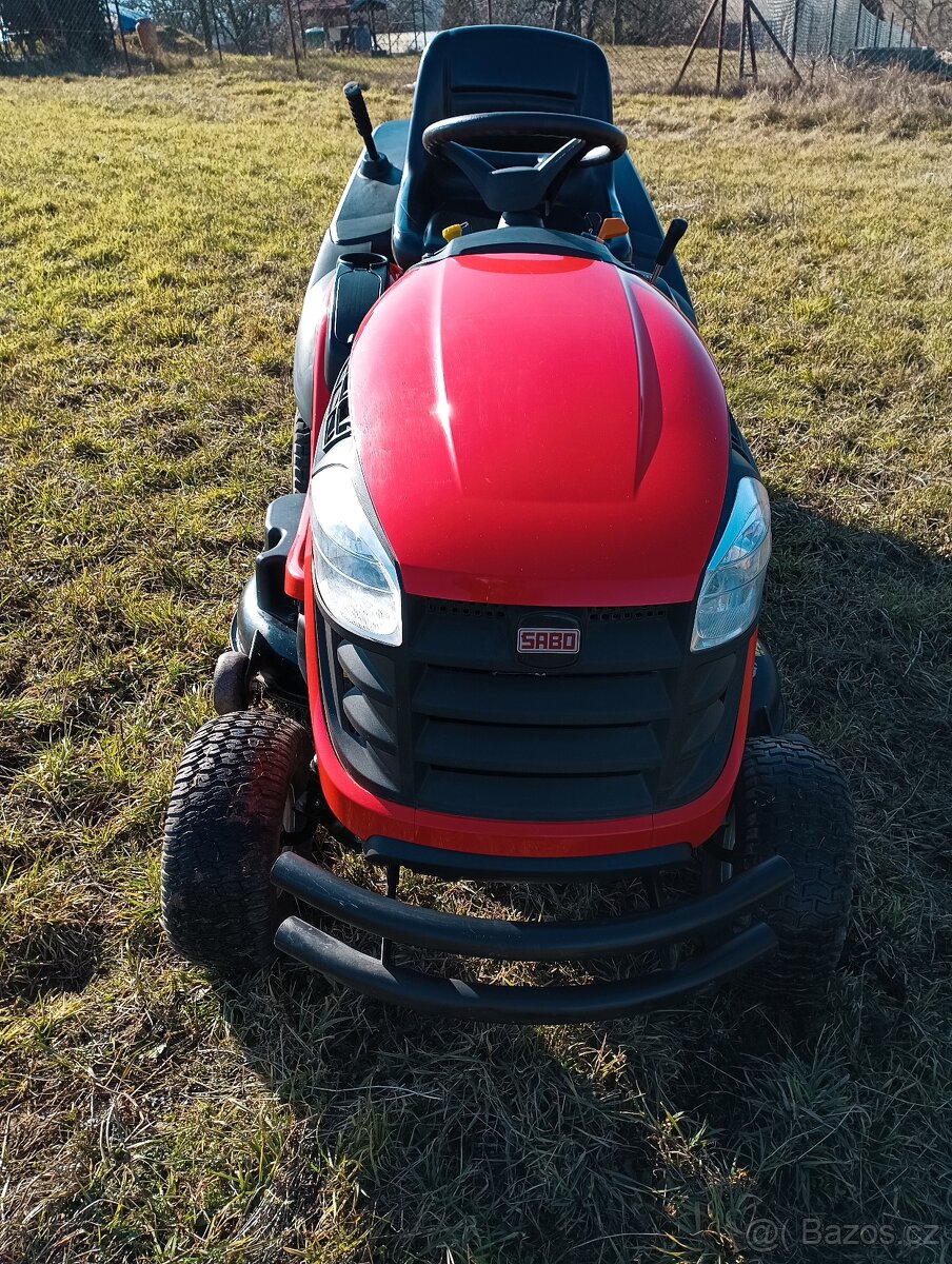 Zahradní traktor John Deeer - Sabo 107H - 3