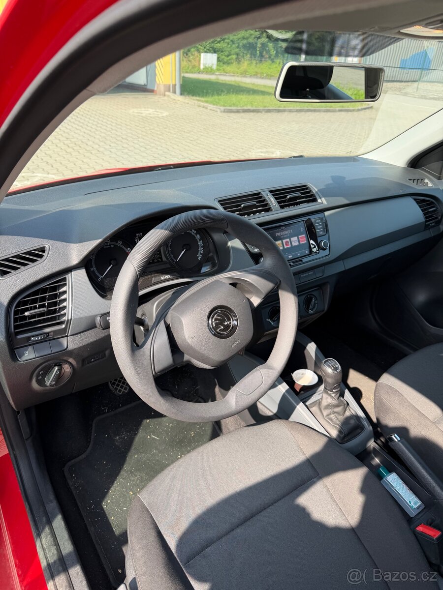 Škoda Fabia 1.0 Rok 2020 - 3