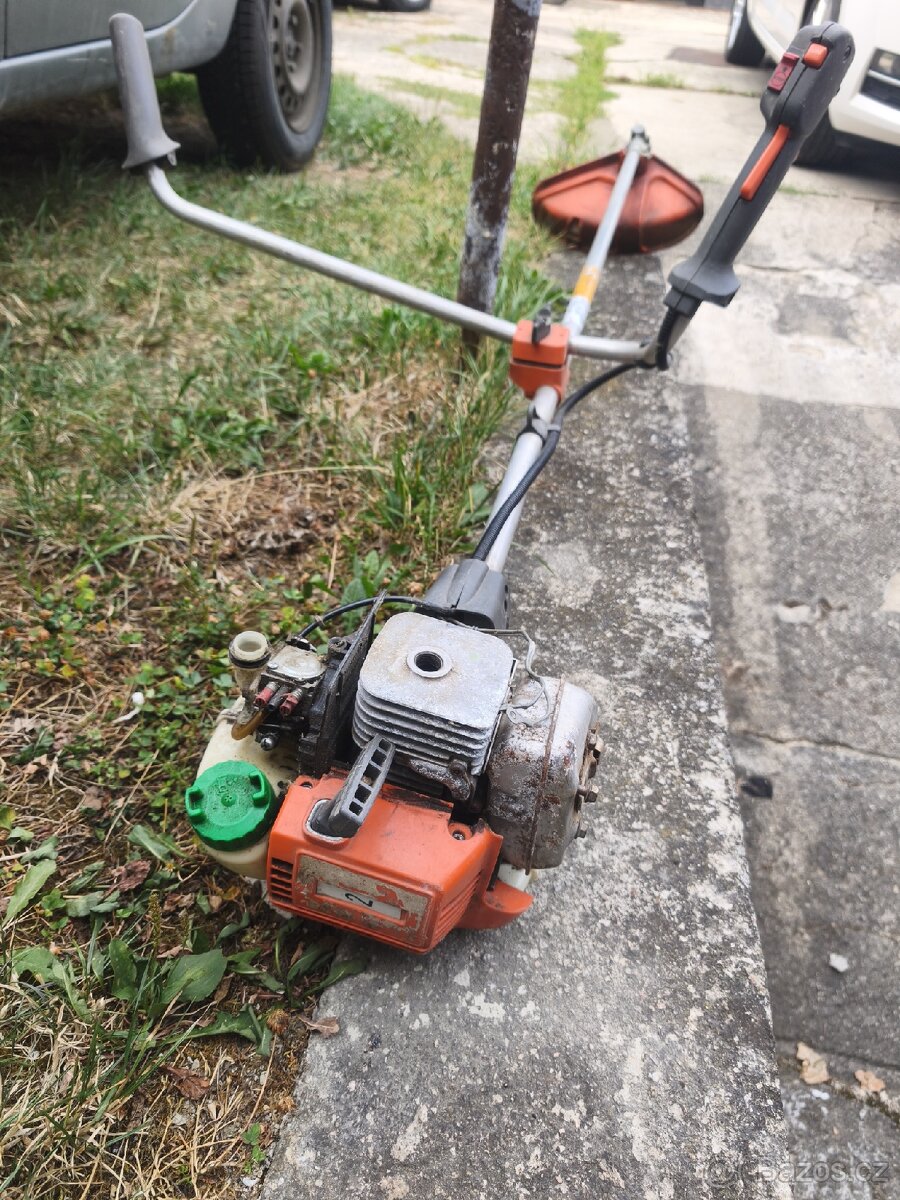 Křovinořez Husqvarna na díly - 3