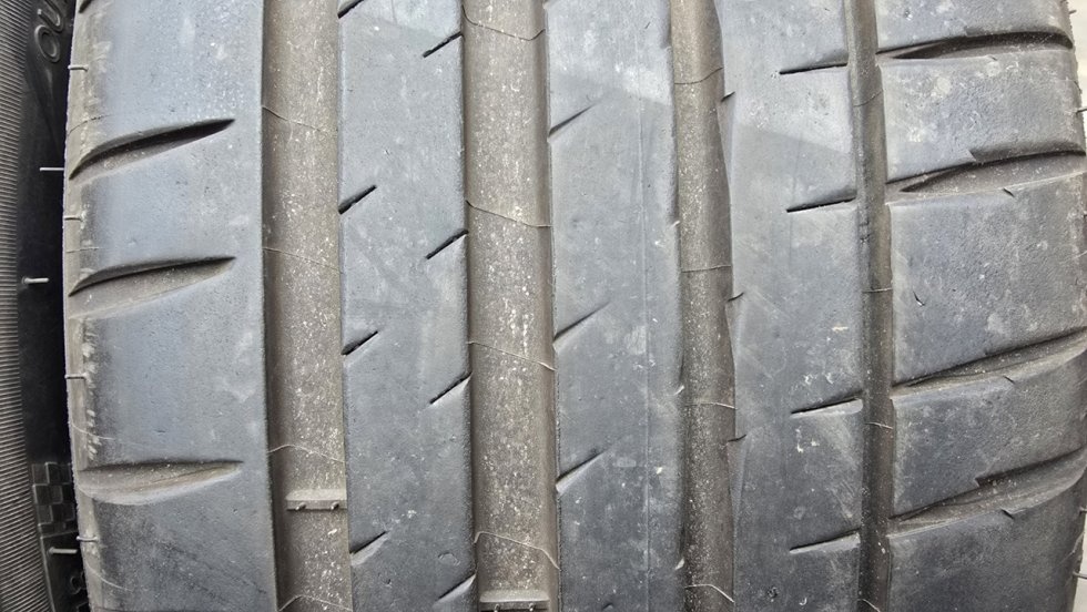 Letní pneu 225/45/18 Michelin - 3