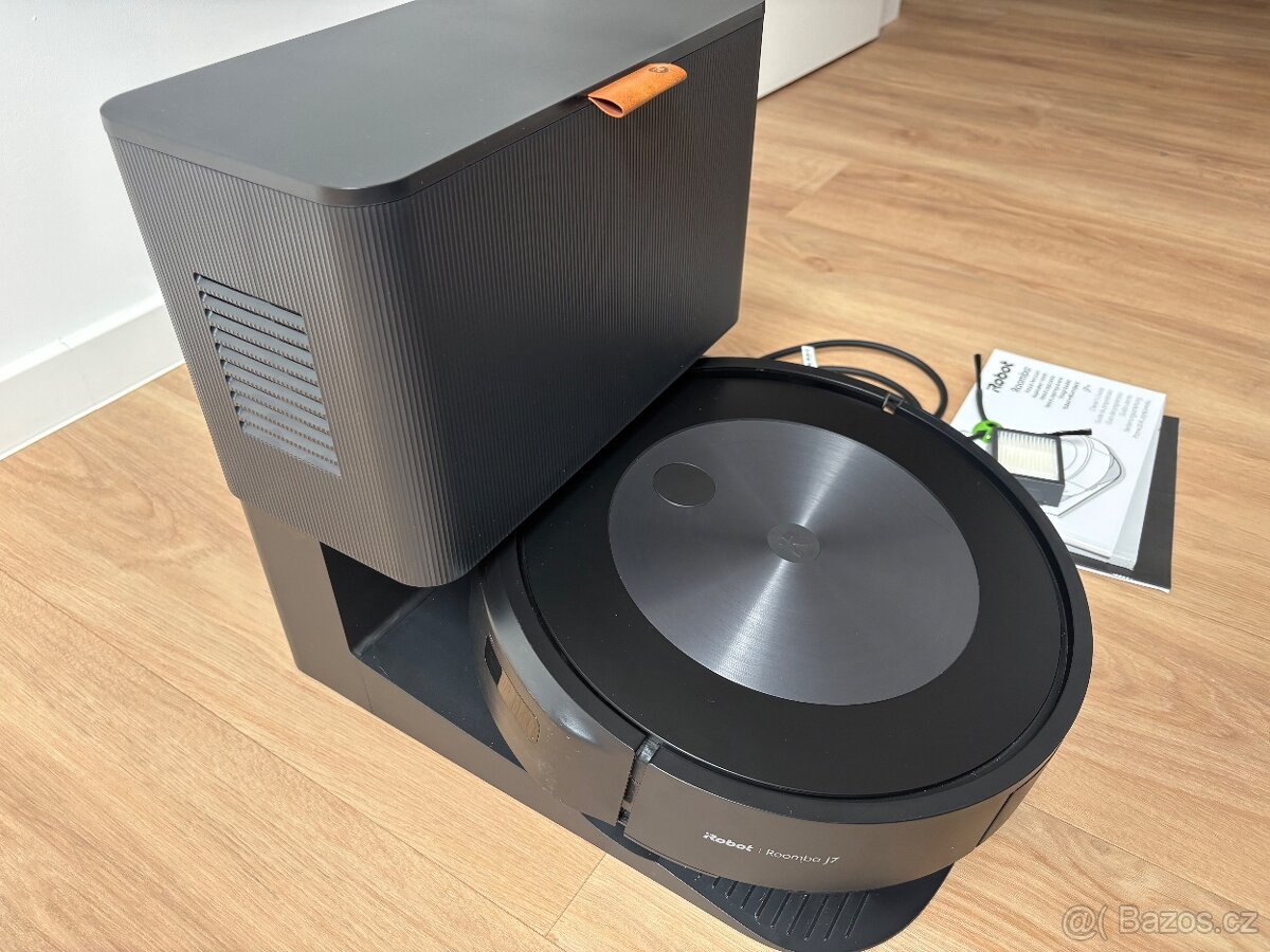 iRobot Roomba j7 - 3