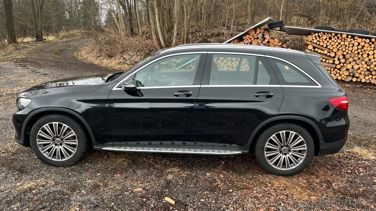 PRODÁM MERCEDES GLC 220D OFF ROAD PAKET - 3