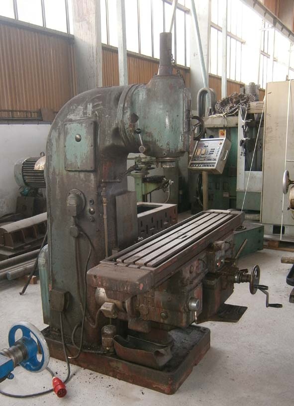 Frézka svislá FA 3V - 3