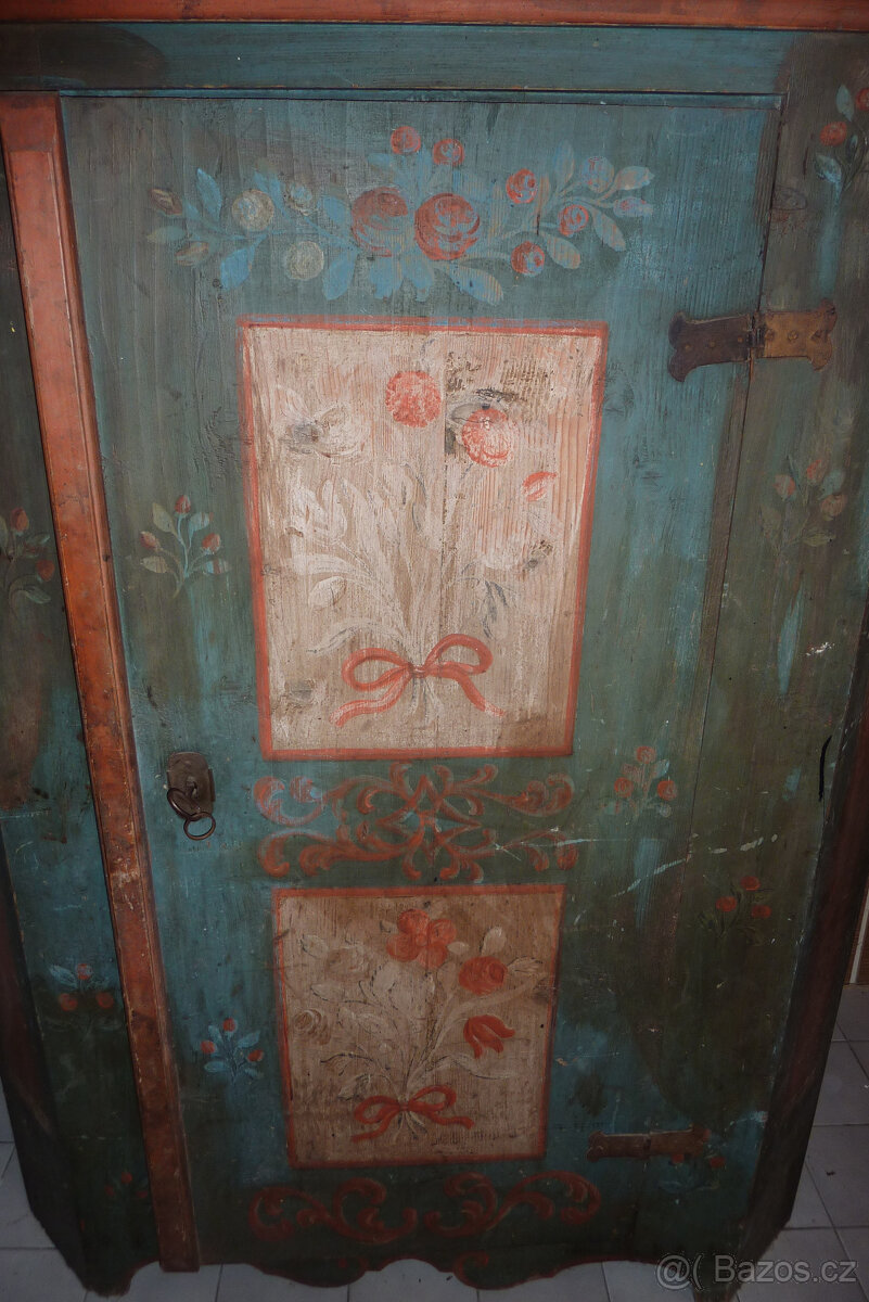 Starožitná skříň - 3