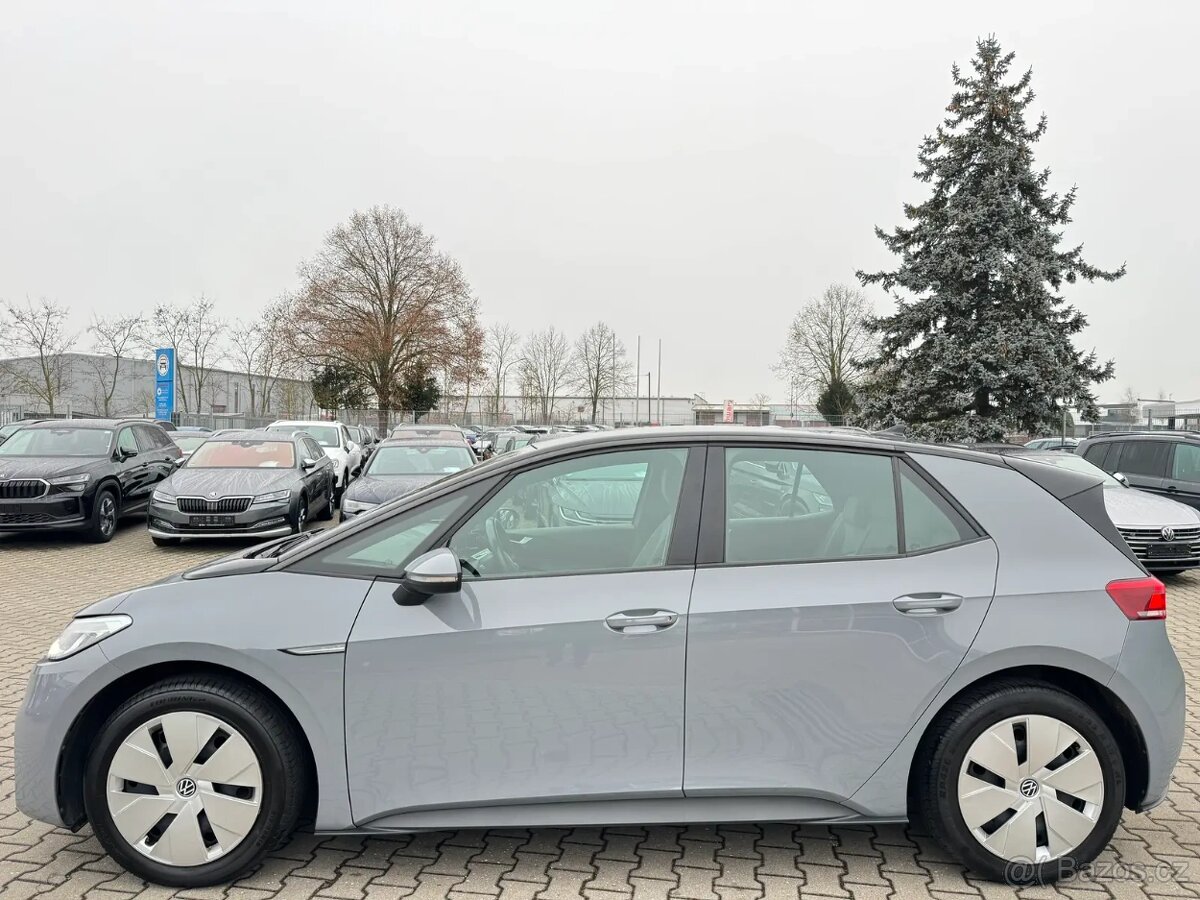 Volkswagen ID.3 110kw elektro, dojezd 300km,klima,nez.topení - 3