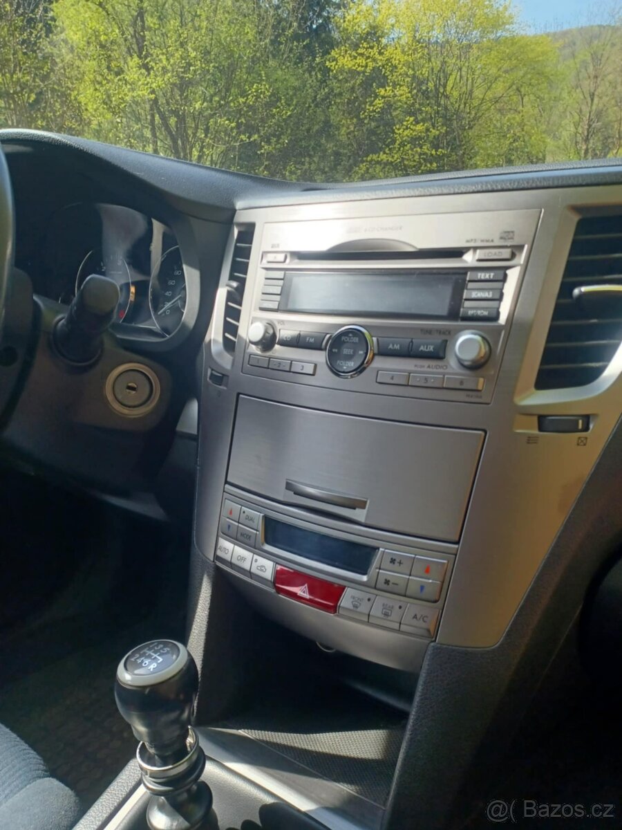 Rozpredám Subaru Outback 2.0D 110kw EE20 2010 - 3
