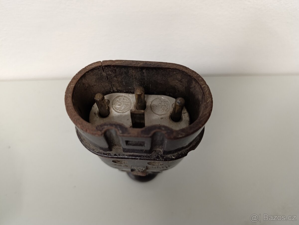 Zástrčka 380V 25A - keramika - 3