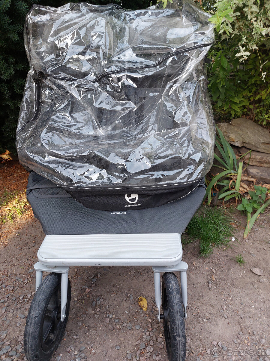 Prodám kočárek Easywalker duo (top stav) - 3