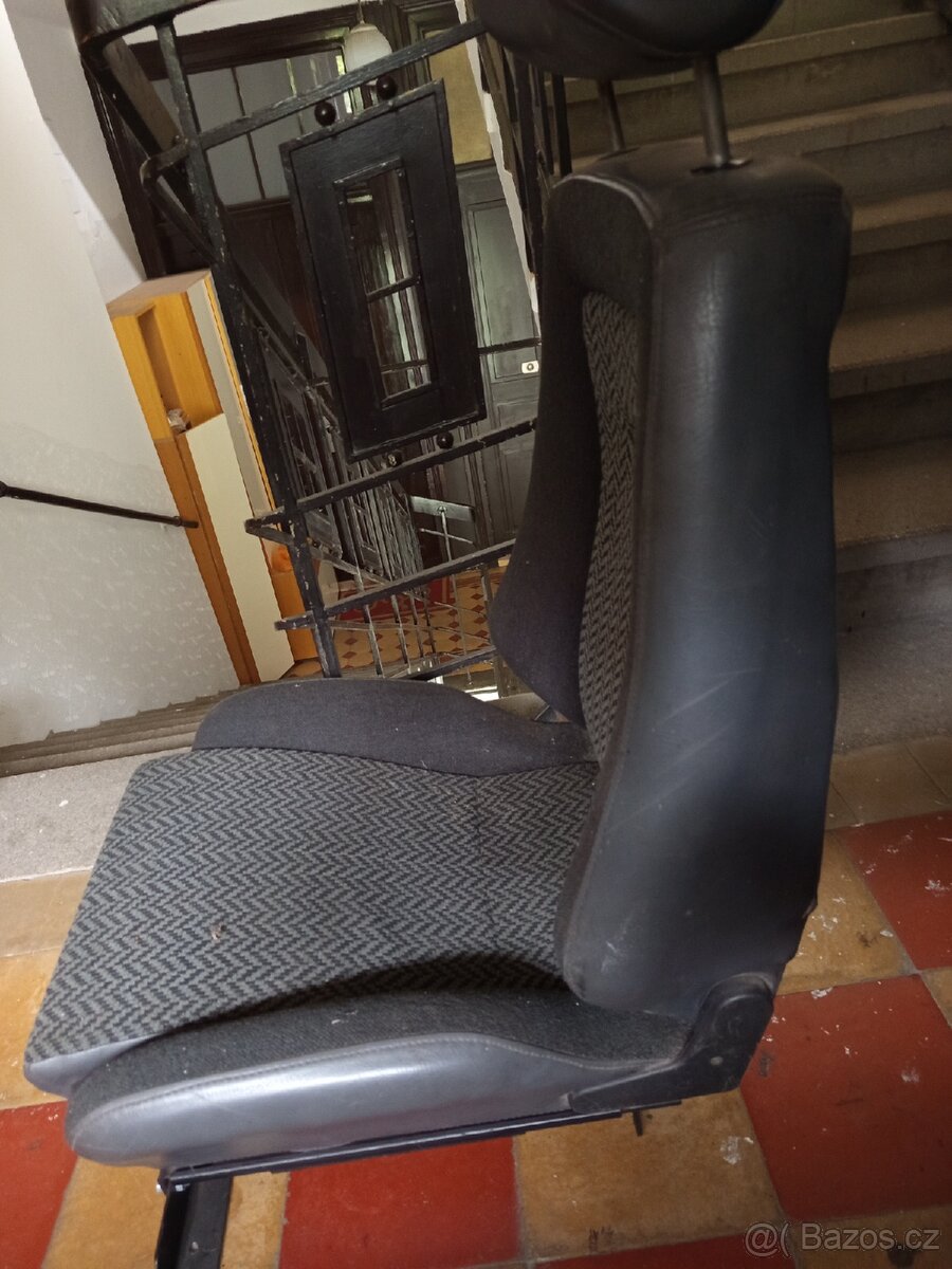 Prodám dobové Recaro LX - 3