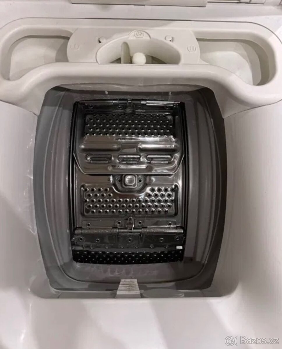 Vrchem plněná zanussi pračka 6kg - 3