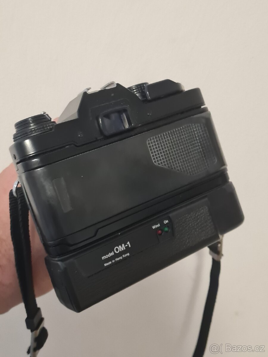 Olympus OM40 + objektivy tokina + motor - 3