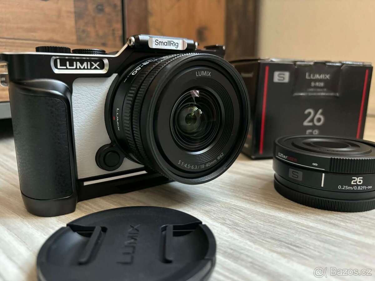 PANASONIC Lumix DC-S9 + 18-40 mm + 26 mm bílý - 3