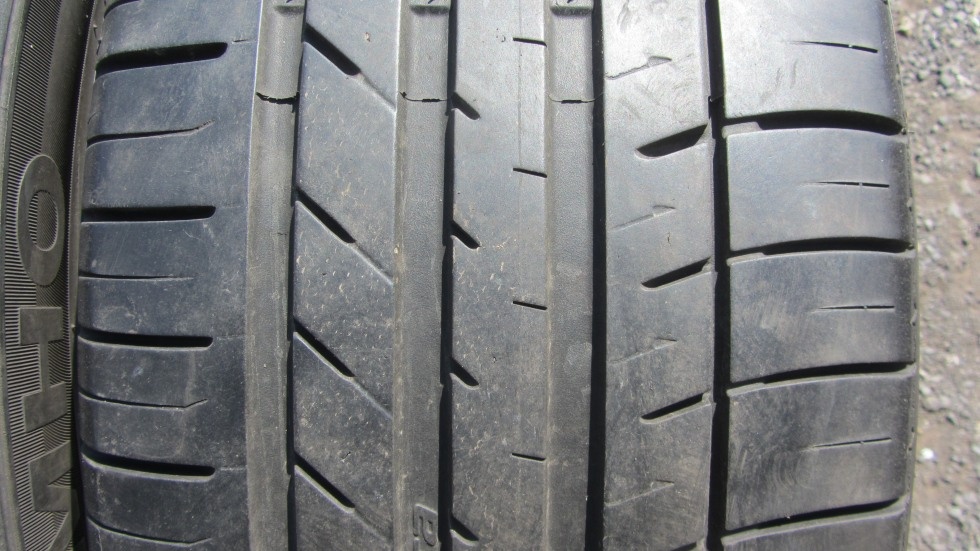 Letní pneu 225/45/17 Kumho - 3