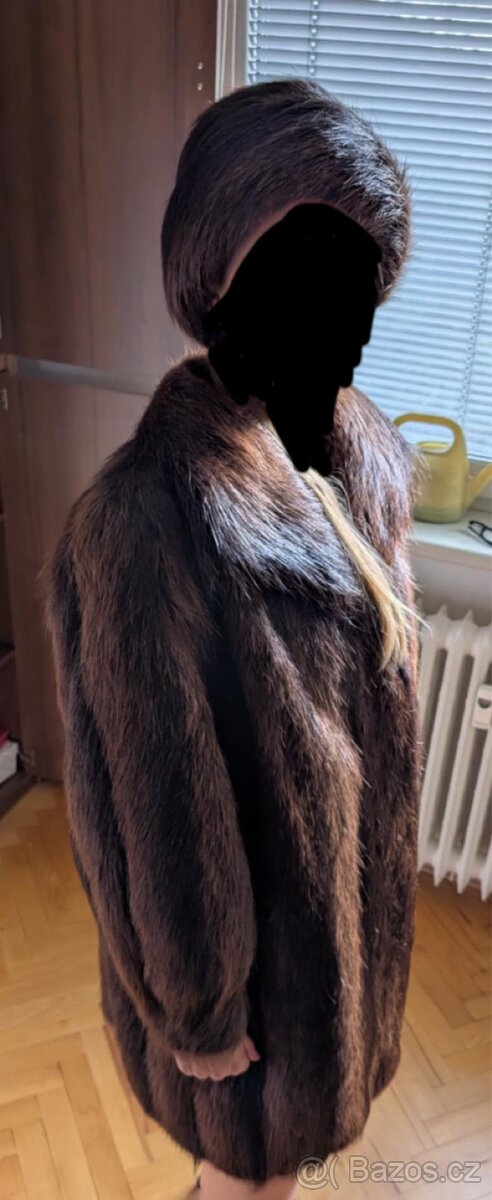 Kožich z nutrie + čepec + šál - 3