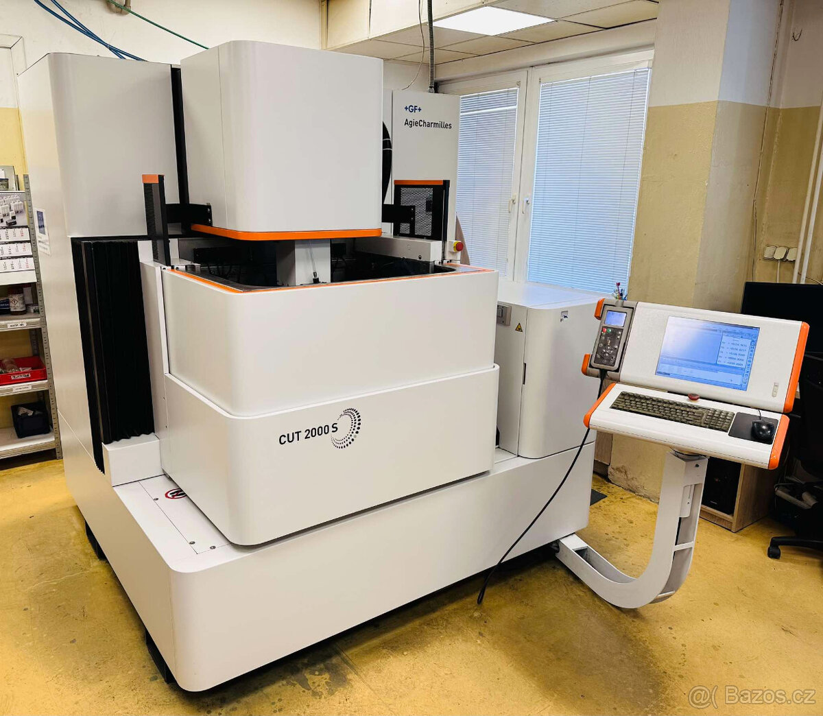 Drátová řezačka AGIE CHARMILLES CUT 2000 S + příslušenství - 3