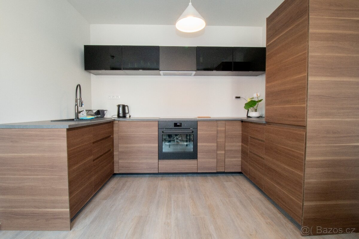 krásný byt 2+KK, 45m2 v ul. Perucká, Praha 2 - Vinohrady - 3