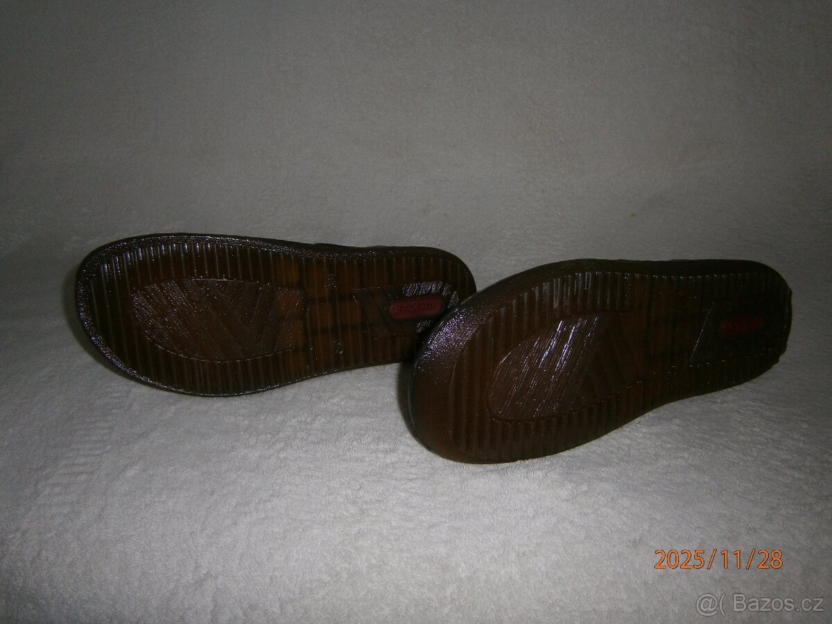 Dámské kotníčkové boty RIEKER vel.: 38 - 3