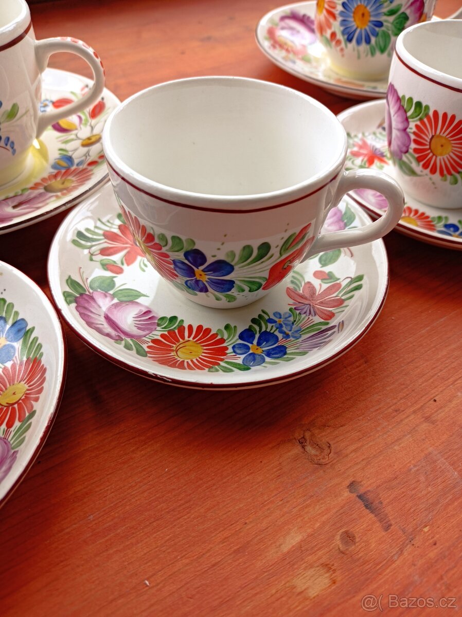 Prodám 2 sady malovaných hrnečků s podšálky - 3