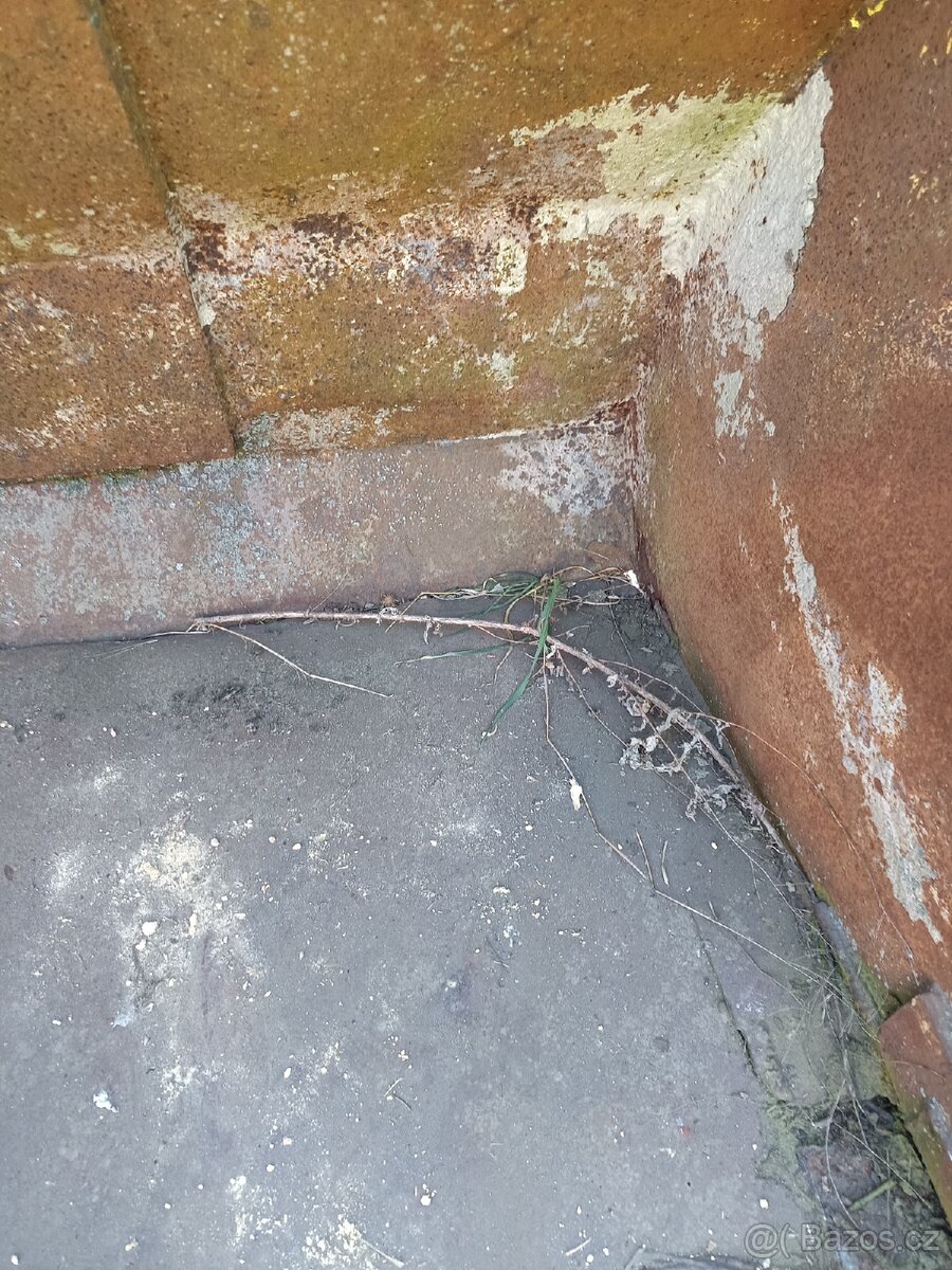 Prodám velkou lopatu Hon un 053 - 3