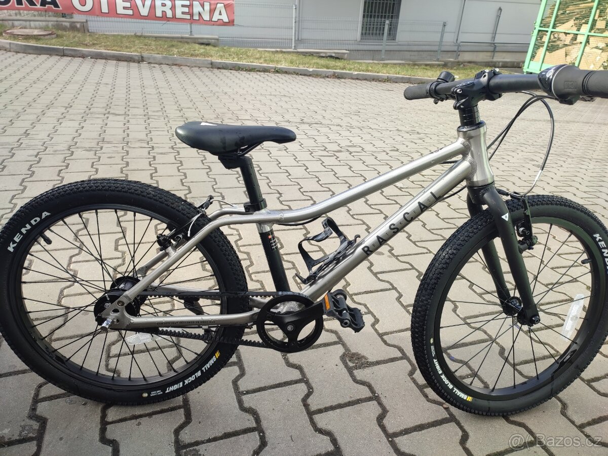 Prodám dětské kolo Rascal vel.20 - 3