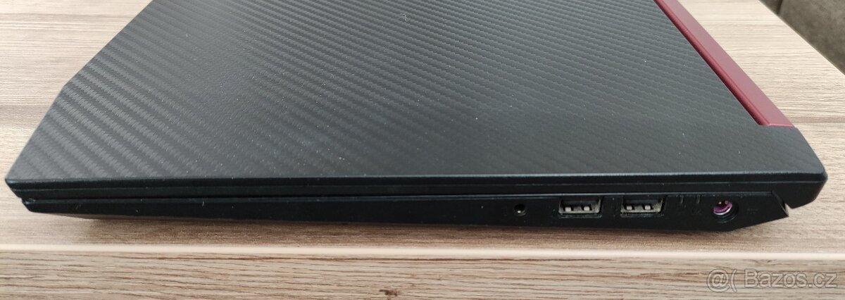 Herní notebook Acer Nitro 5 Shale - 3