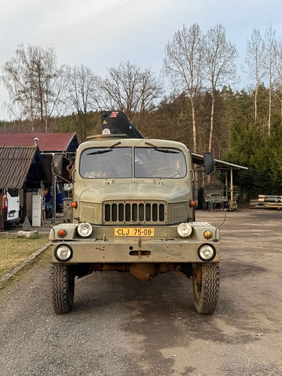 Praga V3S M2 s hydraulickou rukou AMCO VEBA V706-3S - 3