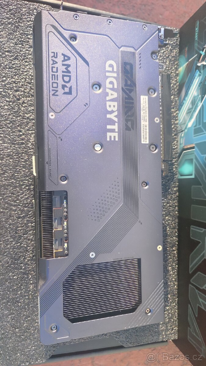 Gigabyte RX 9070 XT gaming OC - 3