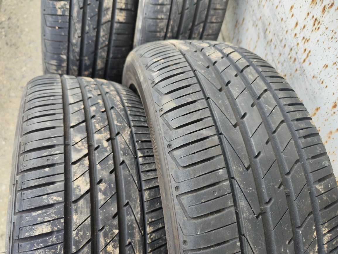 19"zánovní letní pneu Hankook Ventus 235/50/19 4ks = 6000Kč - 3