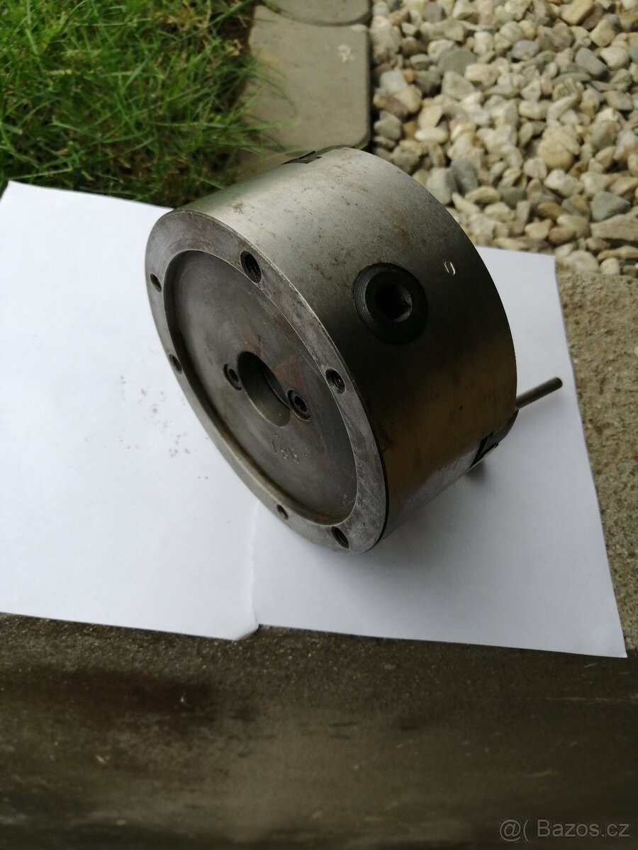 Prodám univerzální3čel.sklíčidloTOS-IU125M1 na soustruh - 3