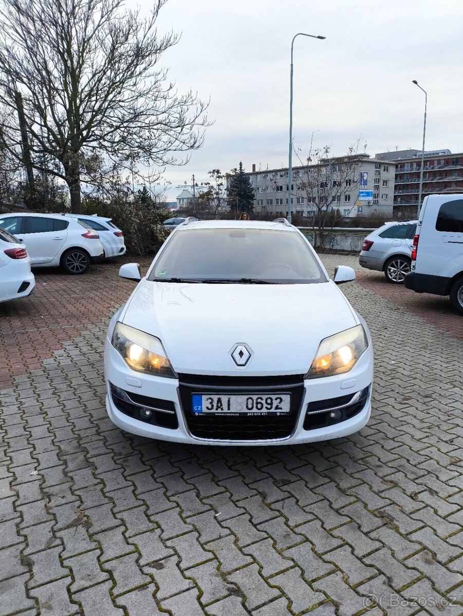Renault Laguna III 2.0 dCi Grandtour - 3