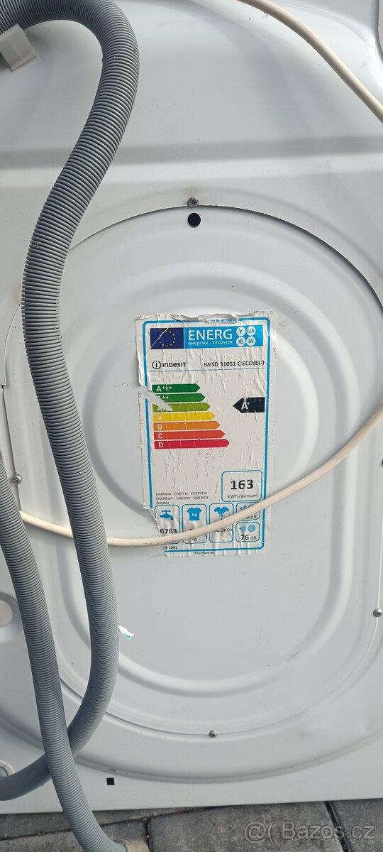 Pračka Indesit - 3