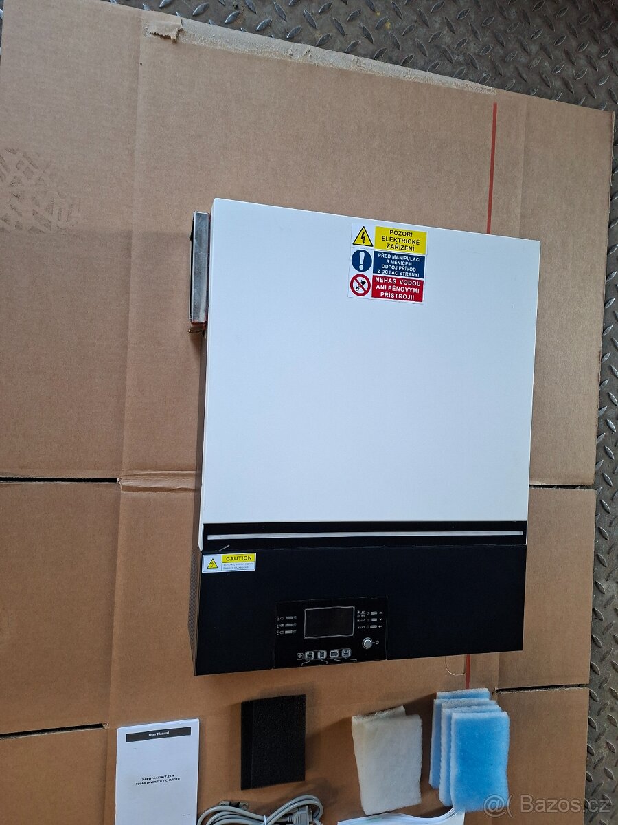 Solární Měnič Axpert max 3600w 24V - 3