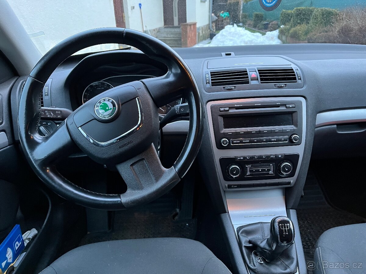 Škoda Octavia kombi, rok 2012, CZ, servis - 3