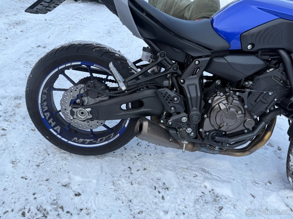 2020 Yamaha MT-07 - 16 000 km - Náhled 3