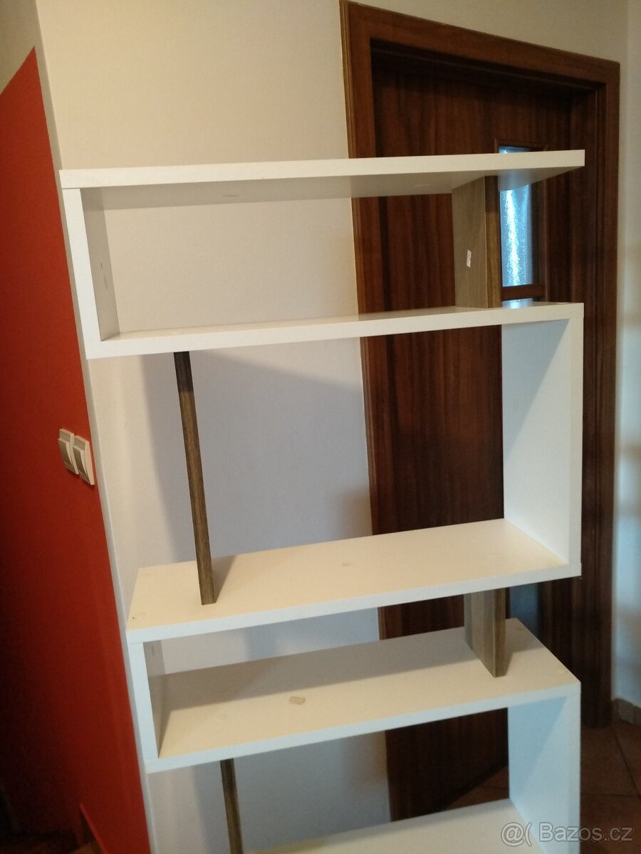 REGÁL - 3