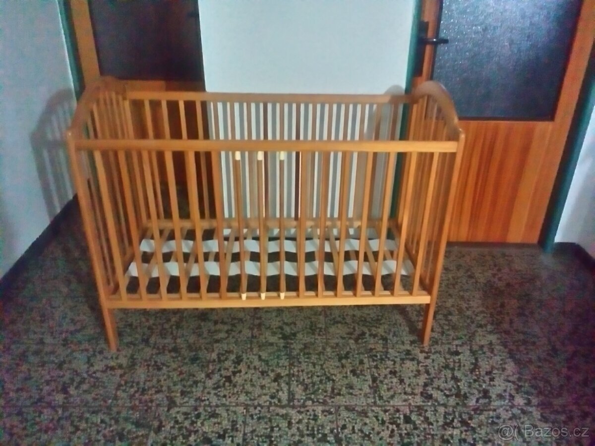 Prodám dětskou postýlku - 3