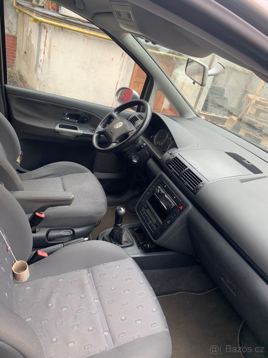 VW Sharan 1,9TDI, 85kw - 3