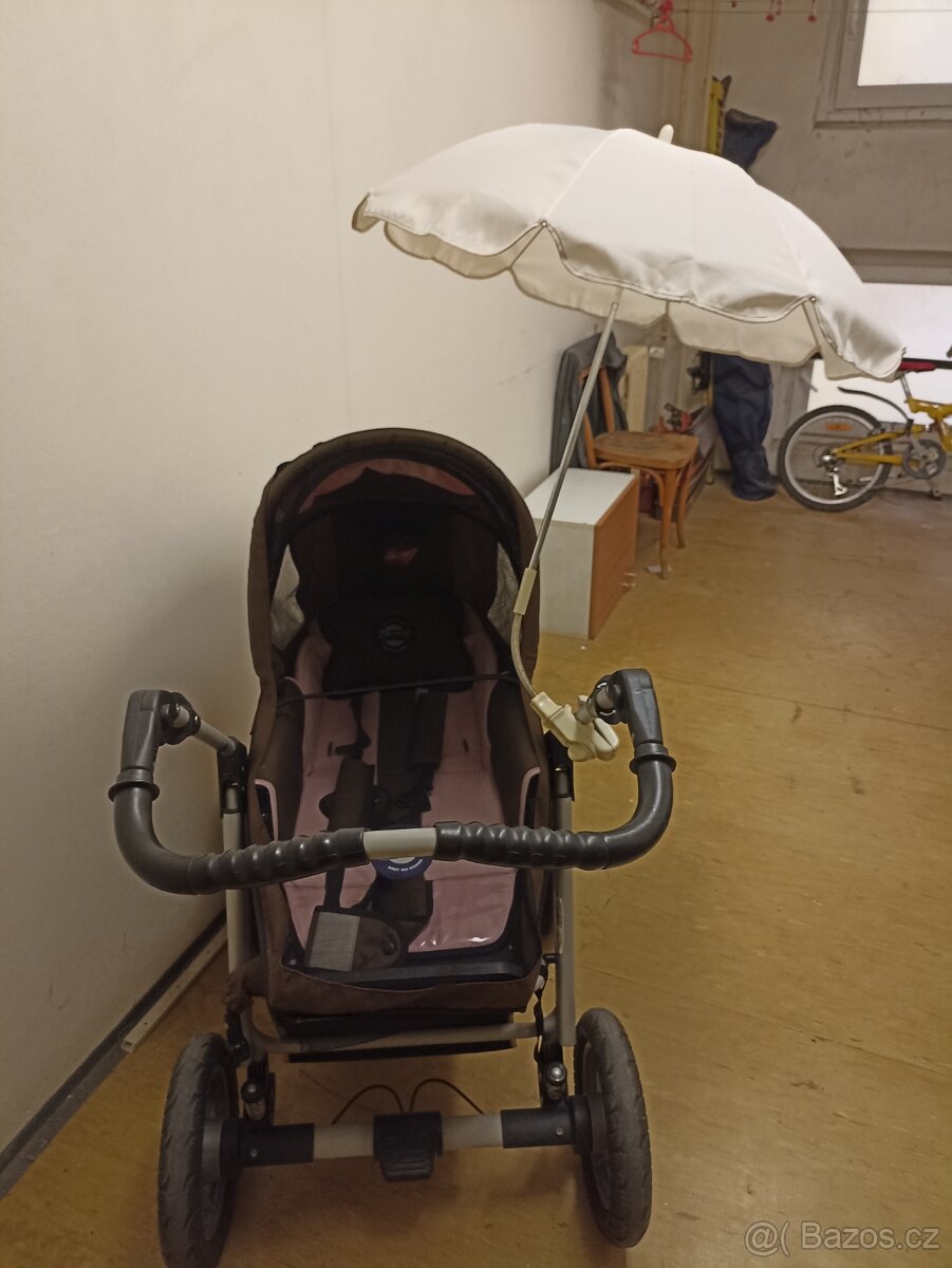 Levně:Kočárek a další téměř nepoužívané - 3