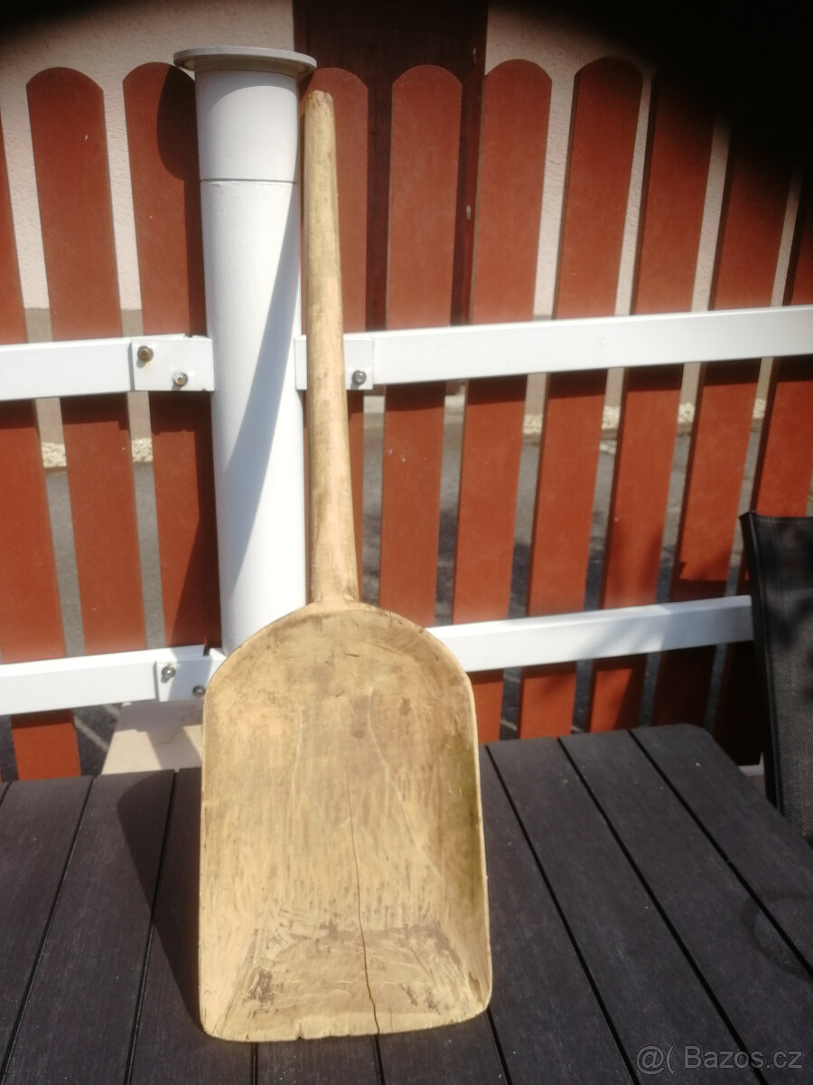 Věci z půdy retro, máselnice, lopata, škopík,necky,šlehač - 3