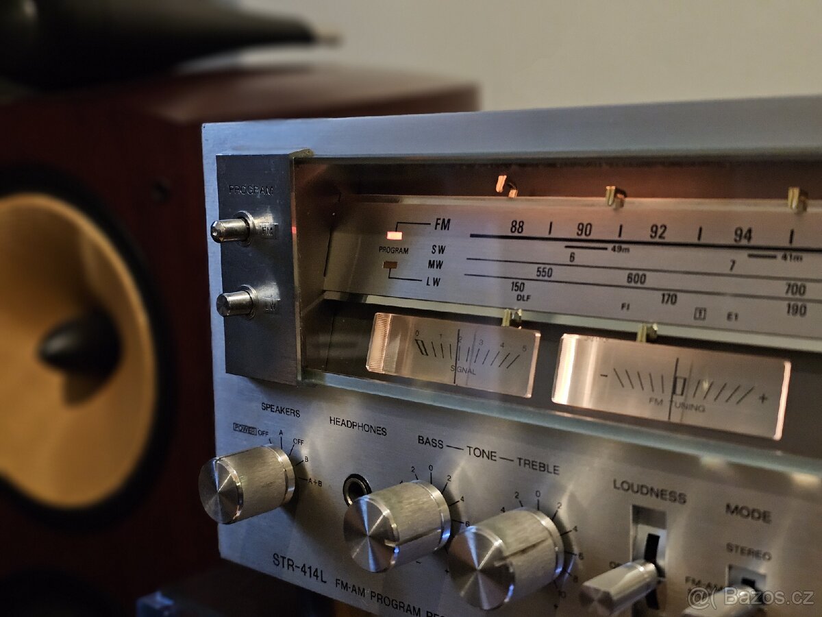 REZERVACE Překrásný receiver SONY, odservisovaný - 3