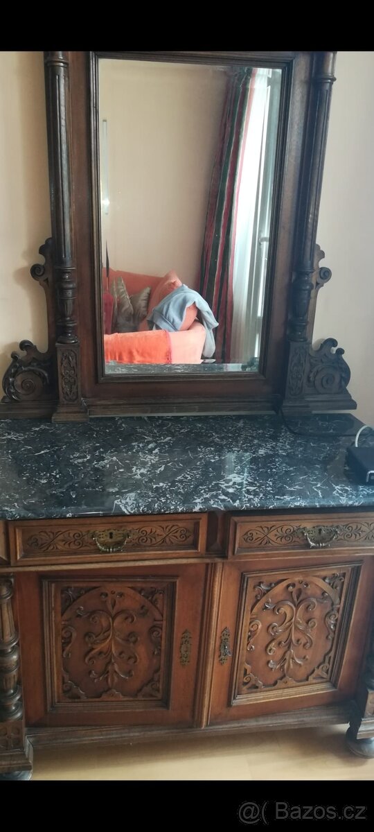 Masivní komoda s mramorovou deskou a zrcadlem - 3