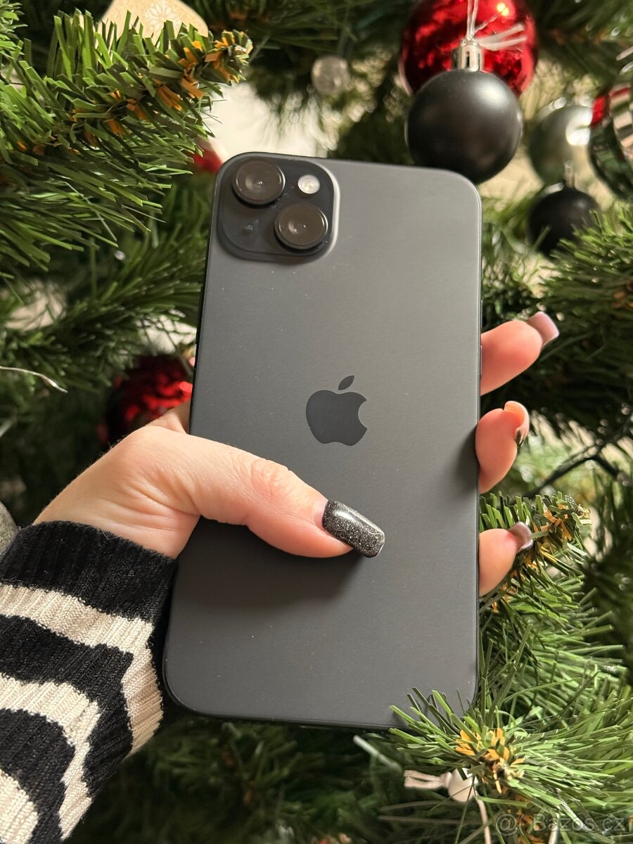 Nový IPhone 15 Plus - 3